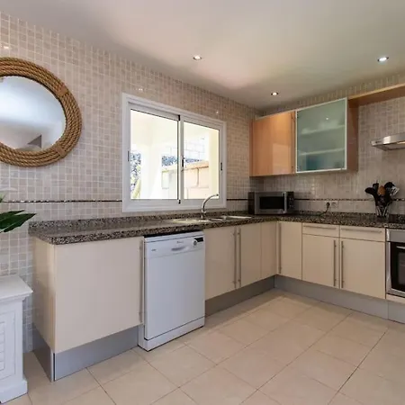 Villa Sunshine Wonderful 3 Bedroom