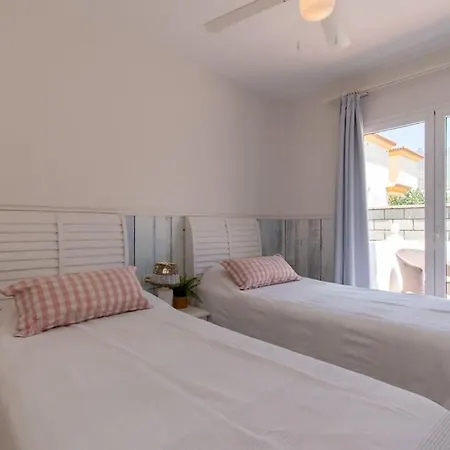 Sunshine Wonderful 3 Bedroom Villa